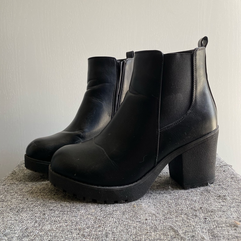 ShoBeautiful Black Booties